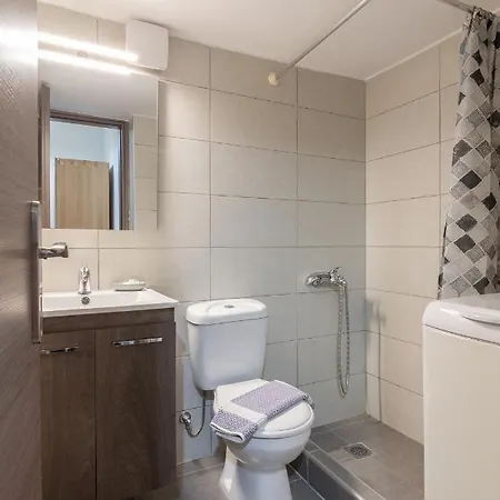 Cozy For 2 Ppl In Kato Patisia * Athens