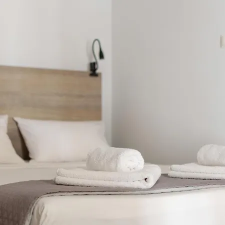 Cozy For 2 Ppl In Kato Patisia Apartment