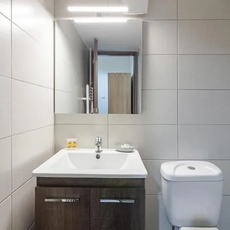 Cozy For 2 Ppl In Kato Patisia
